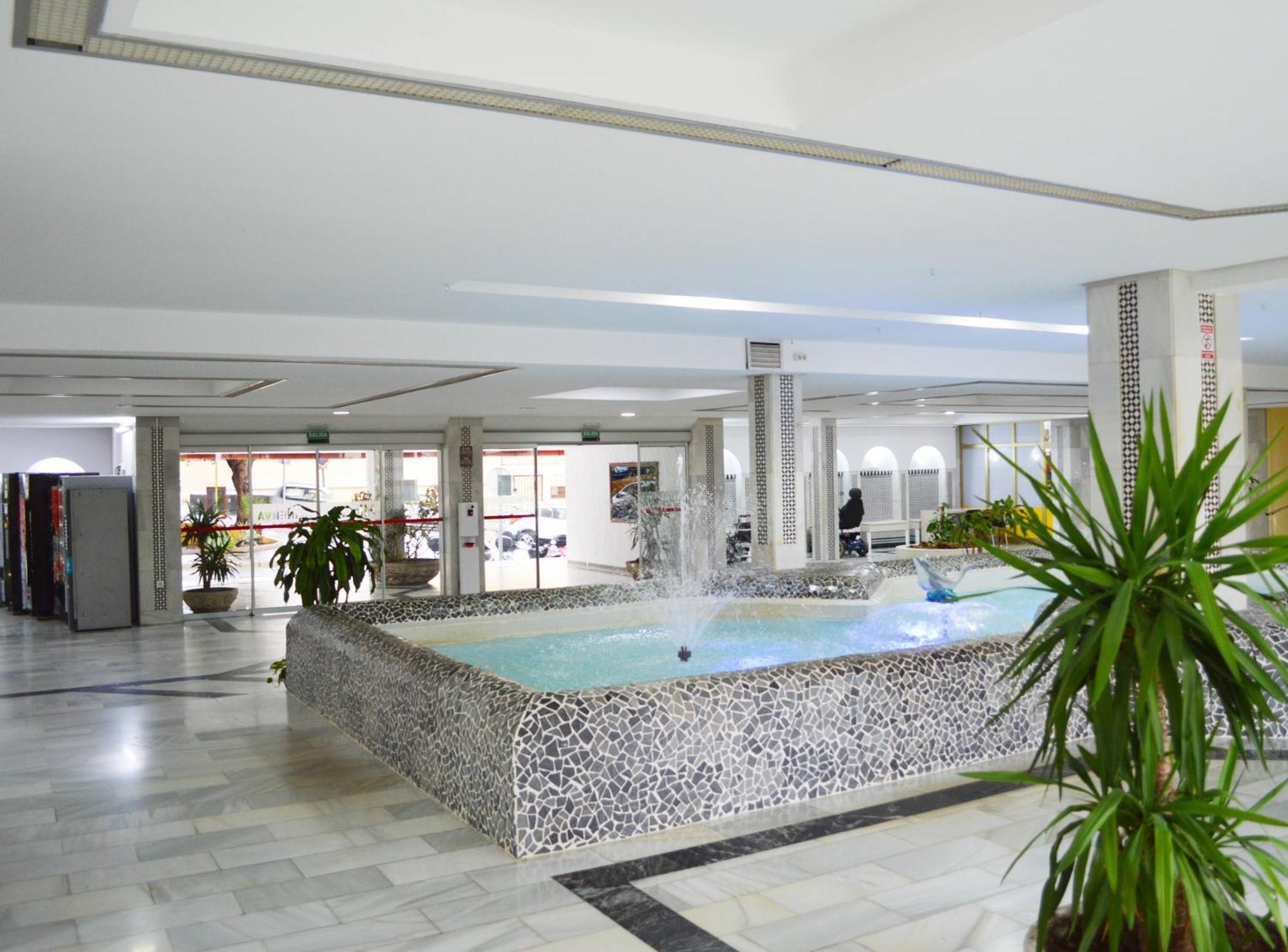 Apart With Swimming Pool Open All Year Беналмадена Екстериор снимка