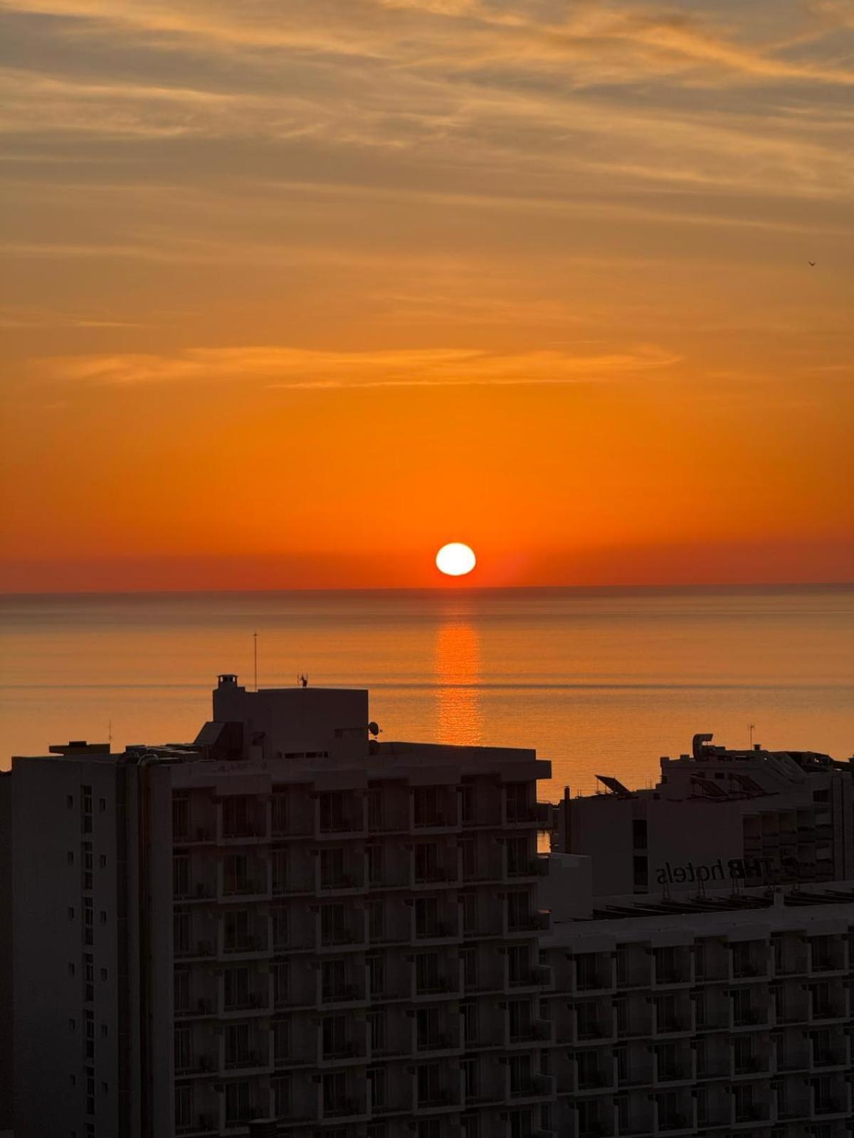 Apart With Swimming Pool Open All Year Беналмадена Екстериор снимка